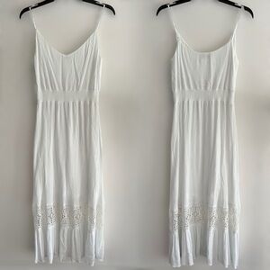 adL White Maxi Dress Size XS Boho Crochet V Neck Adjustable Straps Festival
